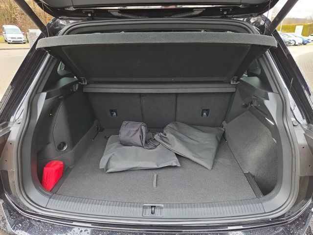 Volkswagen Tiguan DSG R-Line Style