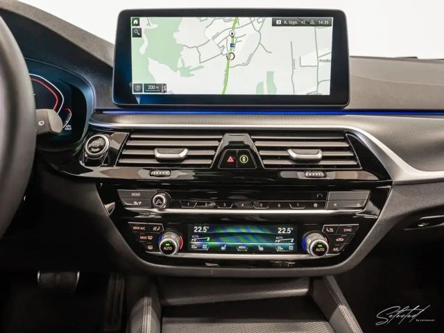 BMW 530 530d M-Sport Touring