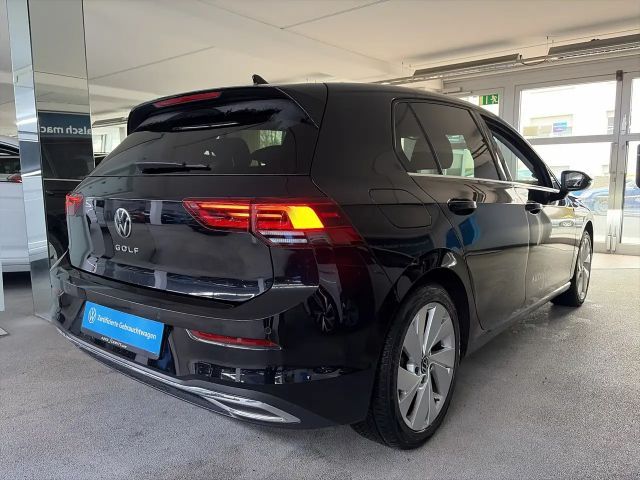 Volkswagen Golf 1.5 TSI Style