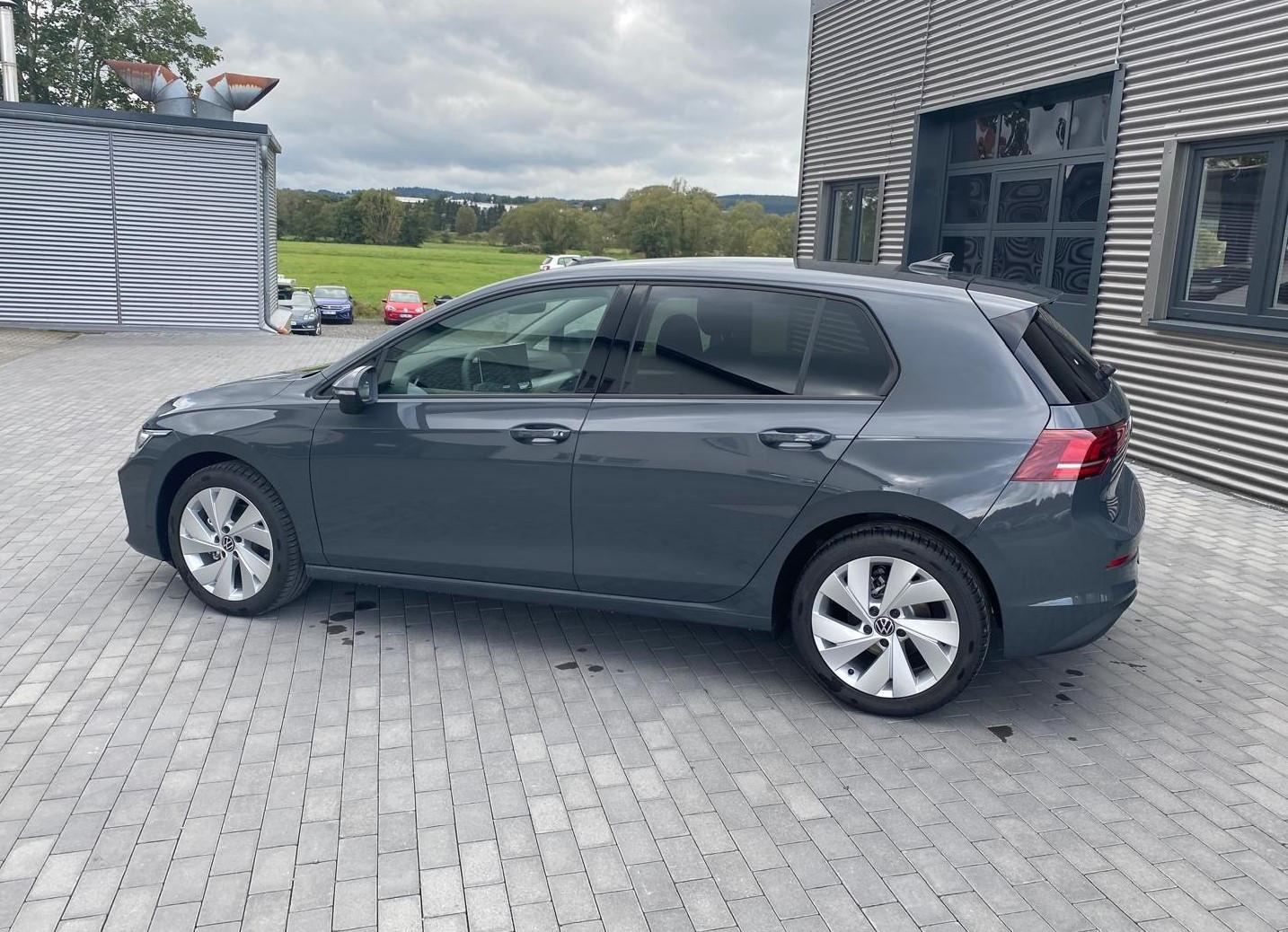 Volkswagen Golf 1.5 TSI Golf VIII Life