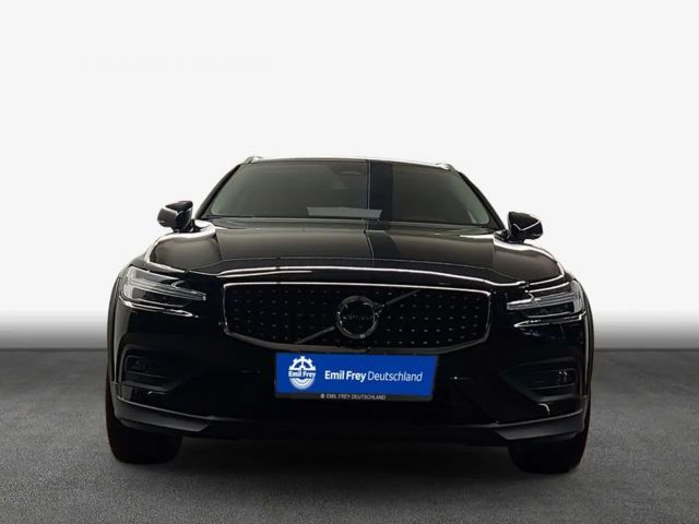 Volvo V60 Cross Country AWD Plus