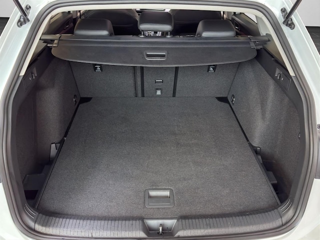 Volkswagen Golf DSG Golf VIII Life Variant