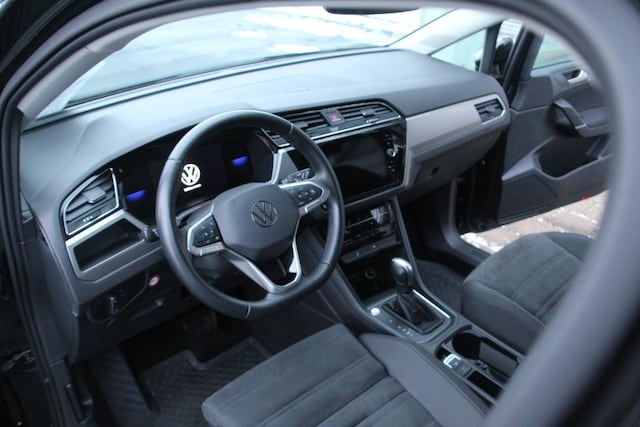 Volkswagen Touran 1.5 TSI DSG