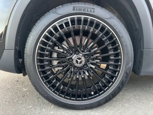 Mercedes-Benz EQB 300 4MATIC AMG Line