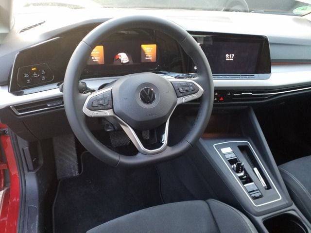 Volkswagen Golf DSG Life