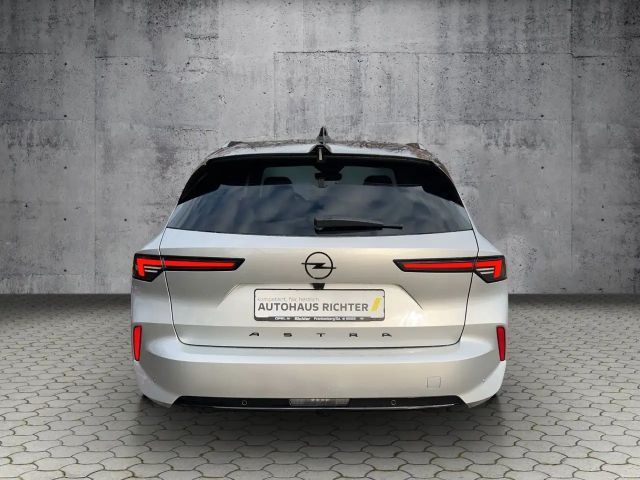 Opel Astra Sports Tourer Ultimate