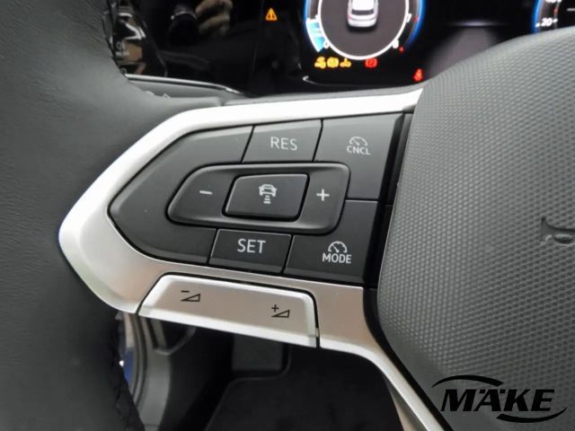 Volkswagen Golf 1.5 TSI IQ.Drive Style