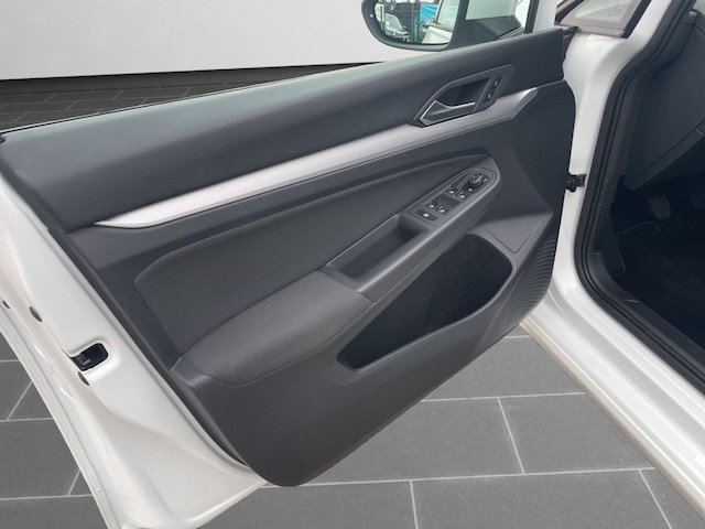 Volkswagen Golf 1.0 TSI Variant