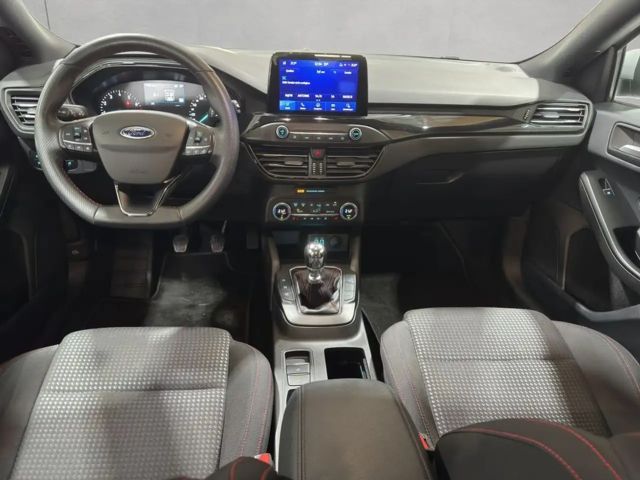 Ford Focus EcoBoost ST Line Wagon