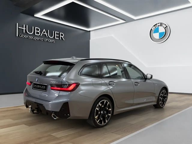 BMW 330 330e Touring