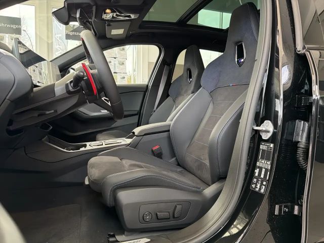 BMW M140i Sedan xDrive