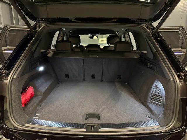 Volkswagen Touareg R-Line Style