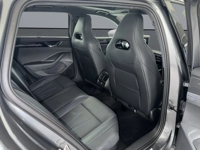 Volkswagen Passat 2.0 TDI R-Line Variant