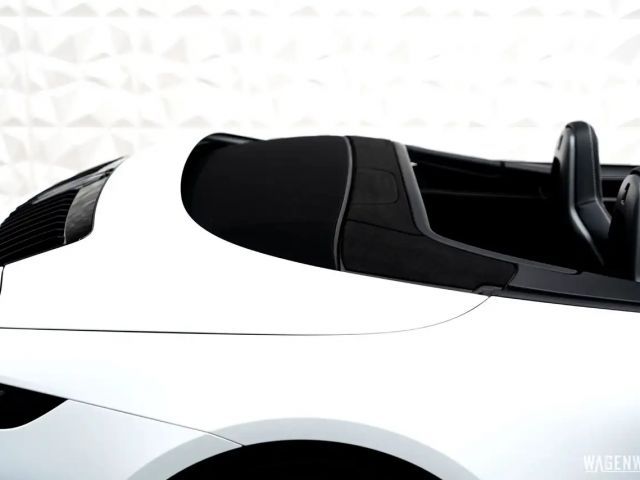 Porsche 992 Cabrio Carrera GTS