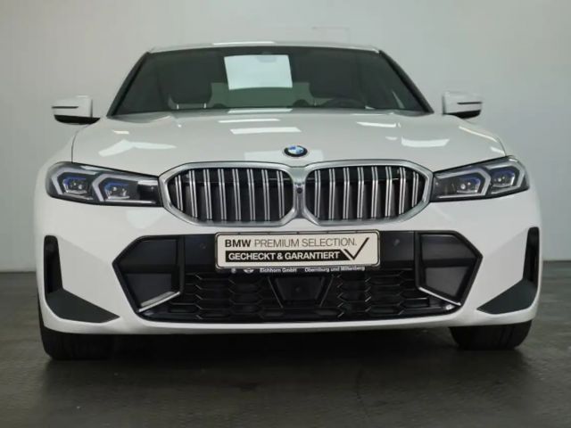 BMW 330 330i M-Sport Sedan xDrive