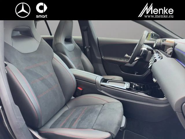 Mercedes-Benz CLA 200 AMG Line Shooting Brake