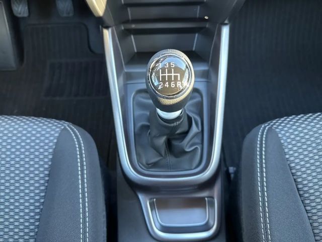 Suzuki Vitara Club Hybrid