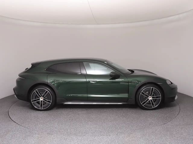 Porsche Taycan 4 Cross Turismo