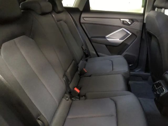 Audi Q3 35 TFSI S-Tronic