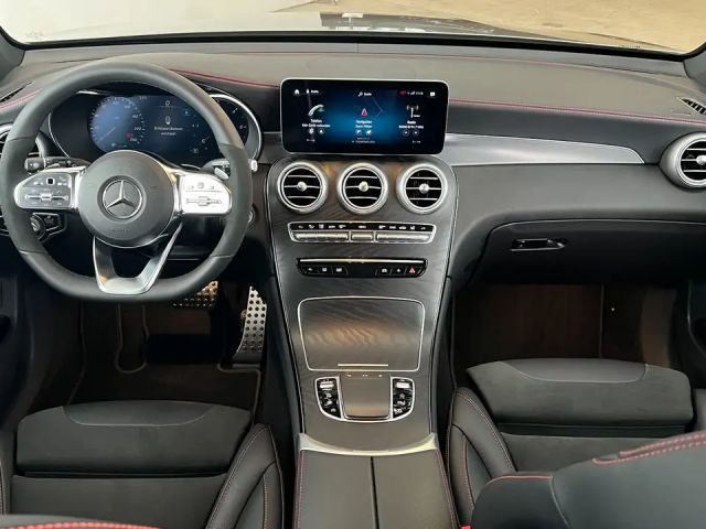 Mercedes-Benz GLC 220 4MATIC AMG Line GLC 220 d