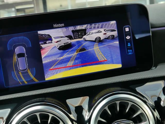 Mercedes-Benz A 200 AMG Line