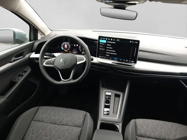 Volkswagen Golf 1.5 TSI DSG Life Variant