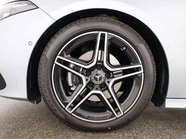 Mercedes-Benz A 200 A 200 d Hatchback