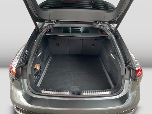 Audi A6 e-tron Avant Quattro