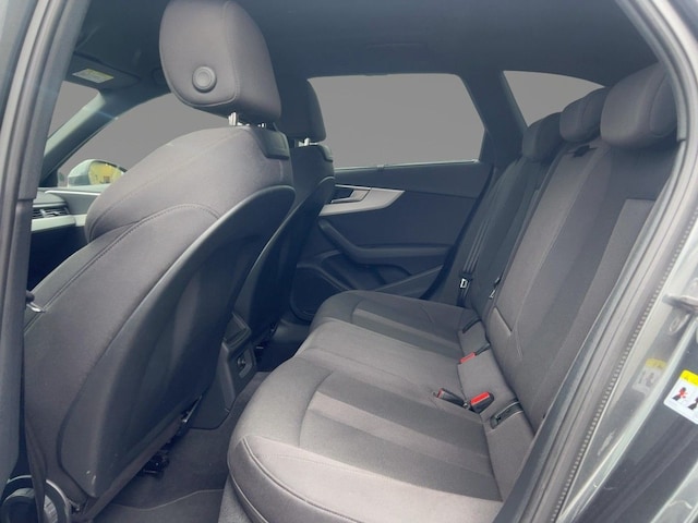 Audi A4 45 TFSI Avant Quattro S-Tronic