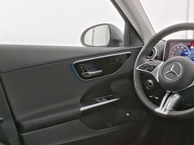 Mercedes-Benz C 180 AVANTGARDE Estate