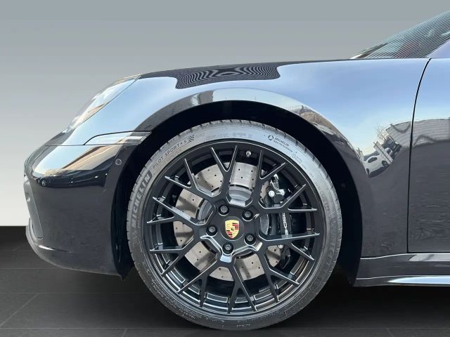 Porsche 992 4 Cabrio Carrera GTS