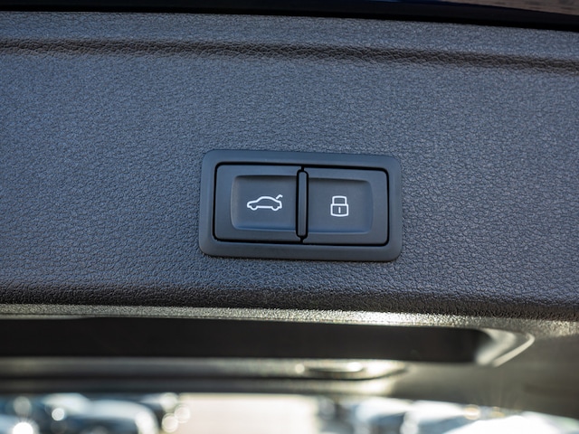 Audi A4 40 TFSI Avant S-Tronic