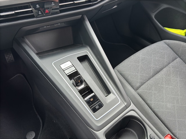 Volkswagen Golf 1.5 eTSI DSG Golf VIII Life