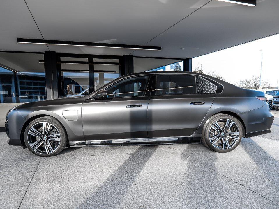 BMW 750 Sedan xDrive