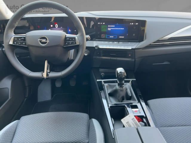 Opel Astra Edition Sports Tourer