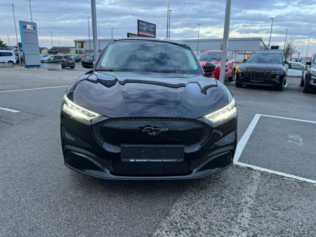 Ford Mustang Mach-E Standard range