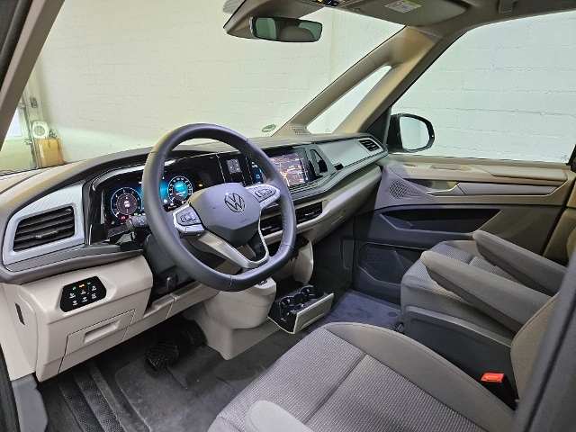 Volkswagen Multivan 2.0 TDI DSG Lang T7