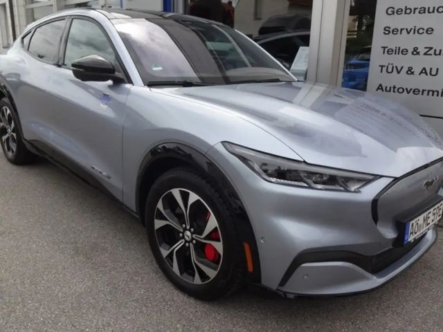 Ford Mustang Mach-E AWD