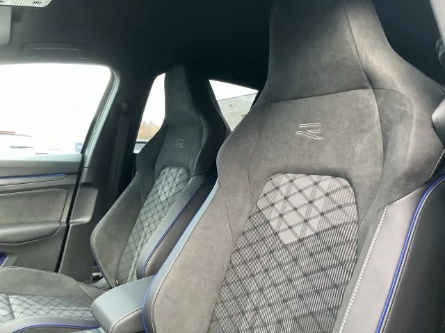 Volkswagen Golf DSG Sport