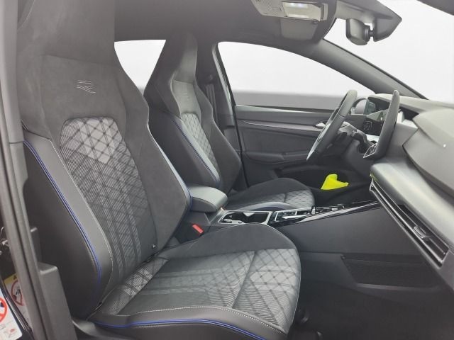 Volkswagen Golf DSG R-Line Style