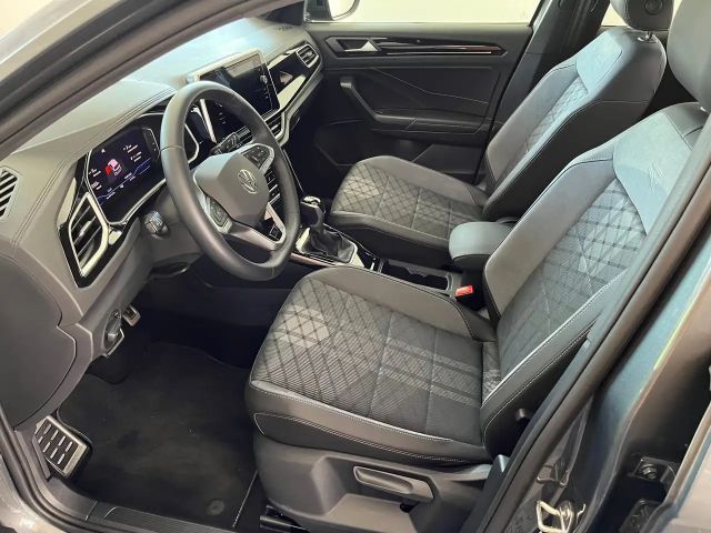 Volkswagen T-Roc 1.5 TSI DSG R-Line