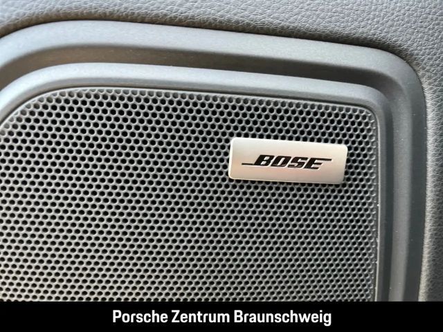 Porsche Macan BOSE Luftfederung 20-Zoll Panoramadach LED