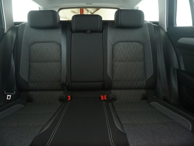 Volkswagen Passat 1.5 TSI Business Variant