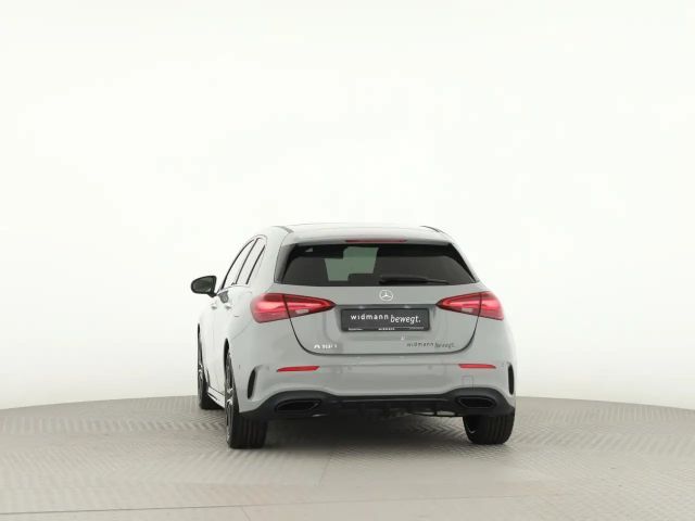 Mercedes-Benz A 180 AMG Line Hatchback