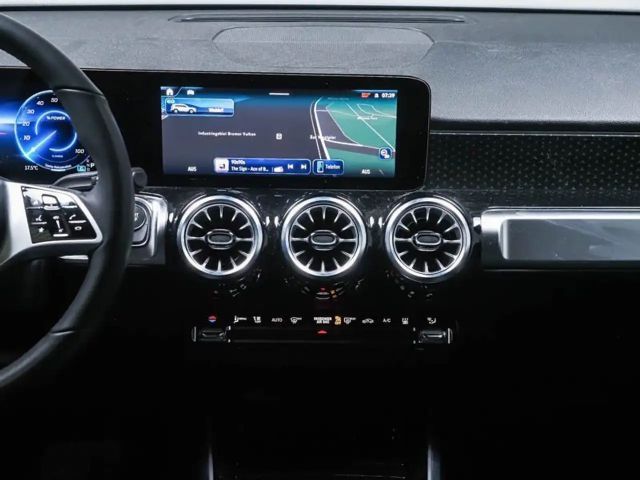 Mercedes-Benz EQB 300 4MATIC Progressive