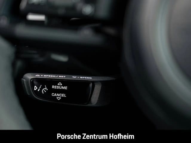 Porsche 992 Cabrio Carrera