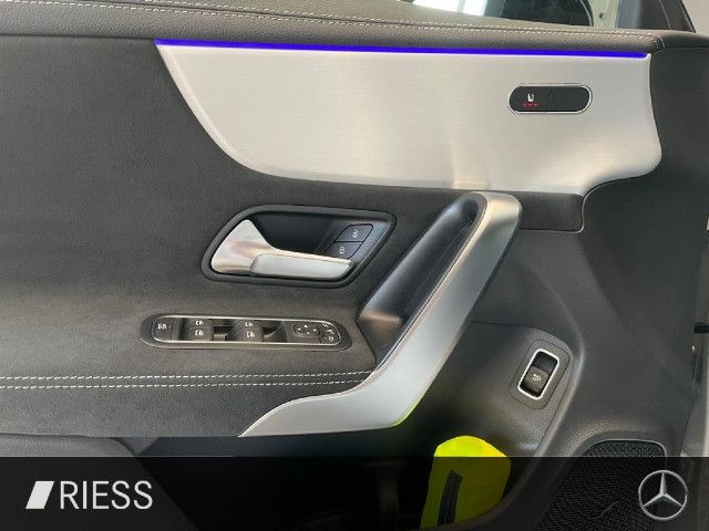 Mercedes-Benz CLA 220 4MATIC Coupé