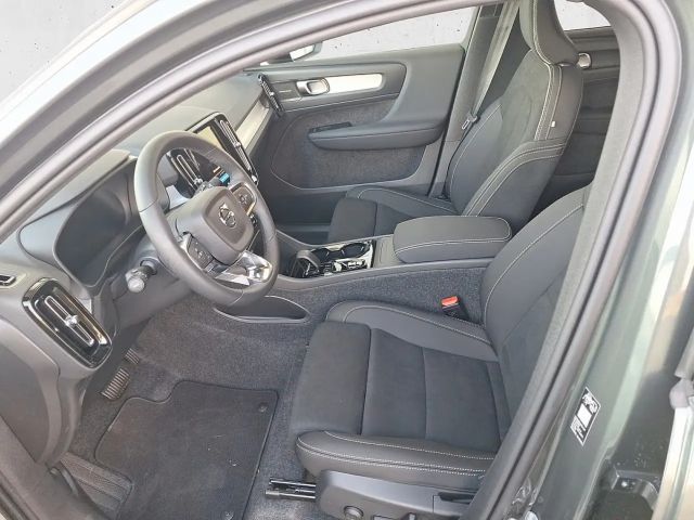 Volvo XC40 Dark Plus