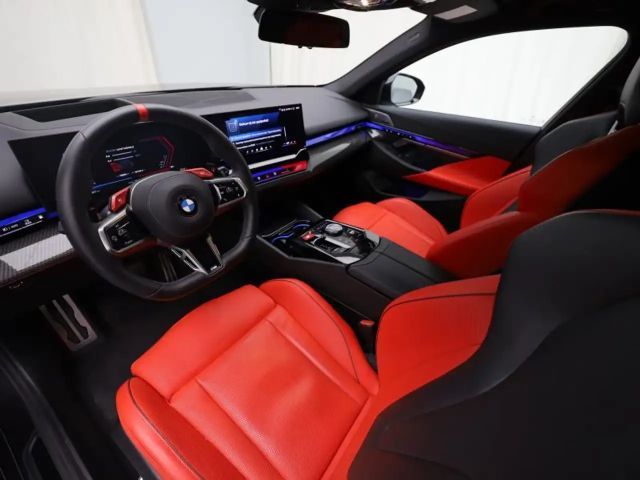 BMW M5 FROZEN DEEP GREY - BOWERS & WI