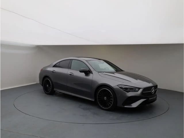 Mercedes-Benz CLA 200 AMG Line Coupé